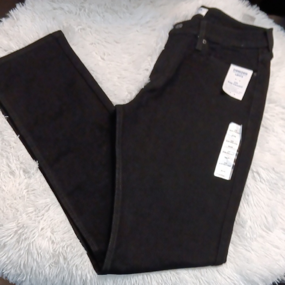 Levi's Slim Straight Black Jeans